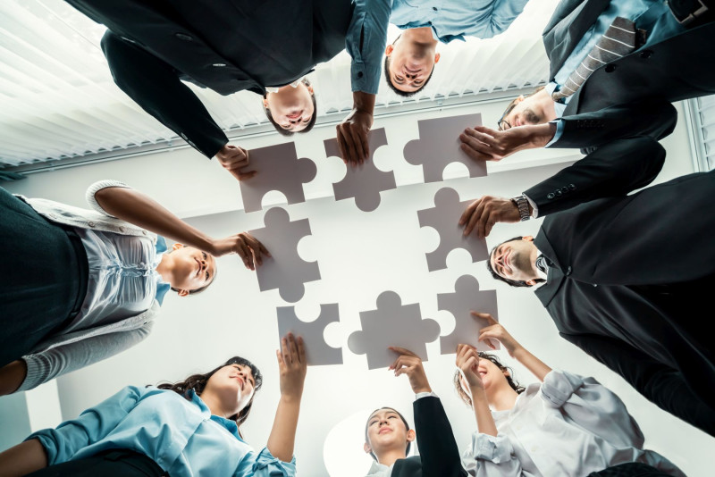 begleitendes-veraenderungsmanagement_summit-art-creations_adobestock_1027829898