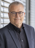 prof.-dr.-claus-huesselmann