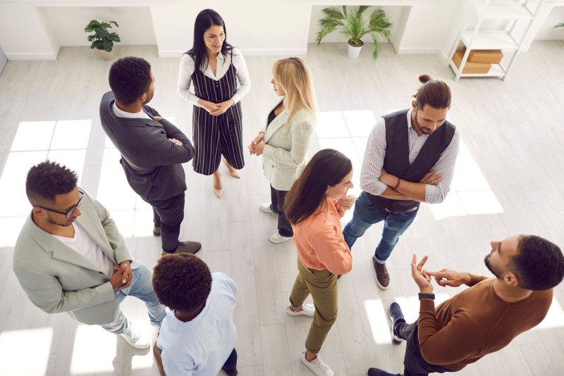 ihk-hessen-innovativ-veranstaltungen-studio-romantic-oco-adobestock_464279454