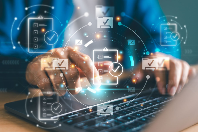 software-lizenzvertraege_fon-s-fasai_adobestock_837195396