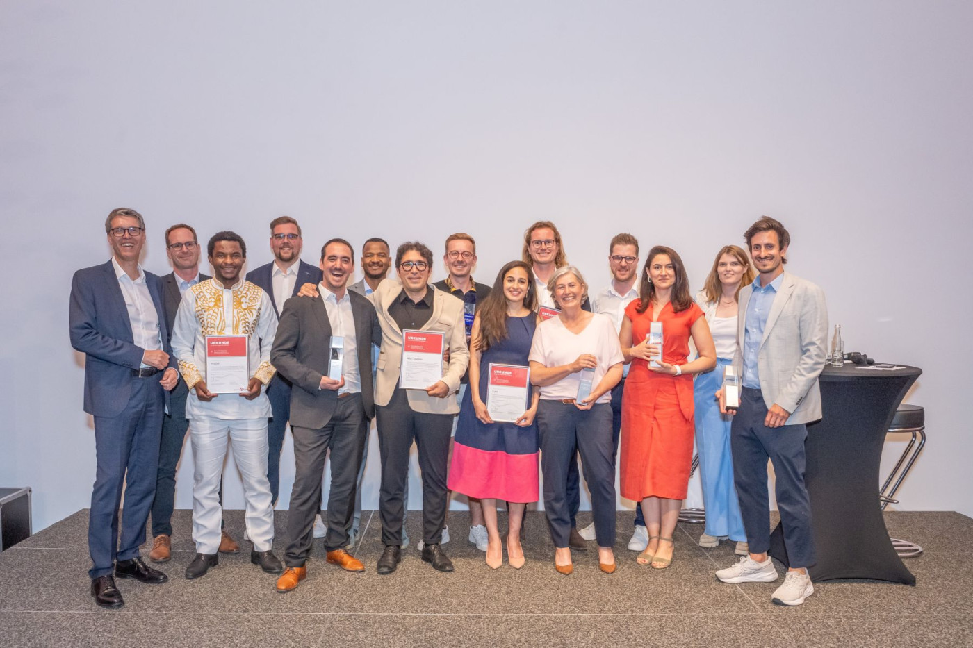 s4l_abschlusspramierung_alle_gewinner-300dpi-jpg-science4life_klein